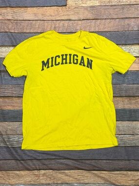 Michigan Wolverines The Nike Tee Collegiate Crewneck Tshirt Sports